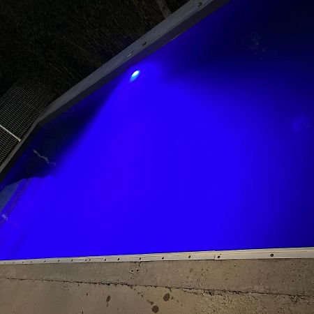 Villa Climatise Avec Piscine Et Jacuzzi Carpentras Exterior foto
